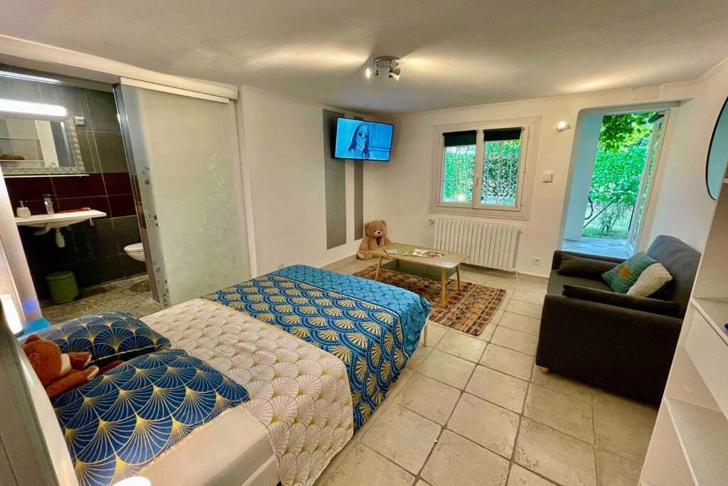 Apartamento LE JAD Joli F2 proche Gare, Arènes avec terrasse privée Nimes Exterior foto